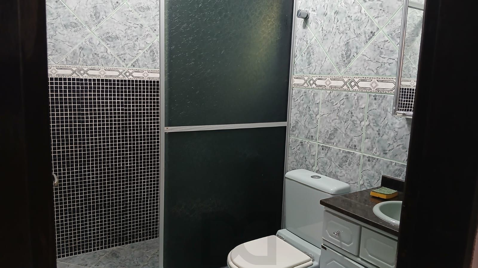 Casa de 3 dormitórios, 1 suíte, 2 vagas, churrasqueira e pátio no Navengantes. — foto 21