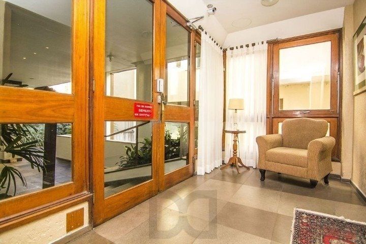 Apartamento com 3 quartos, 2 vagas e elevador no Petrópolis, Porto Alegre. — foto 22