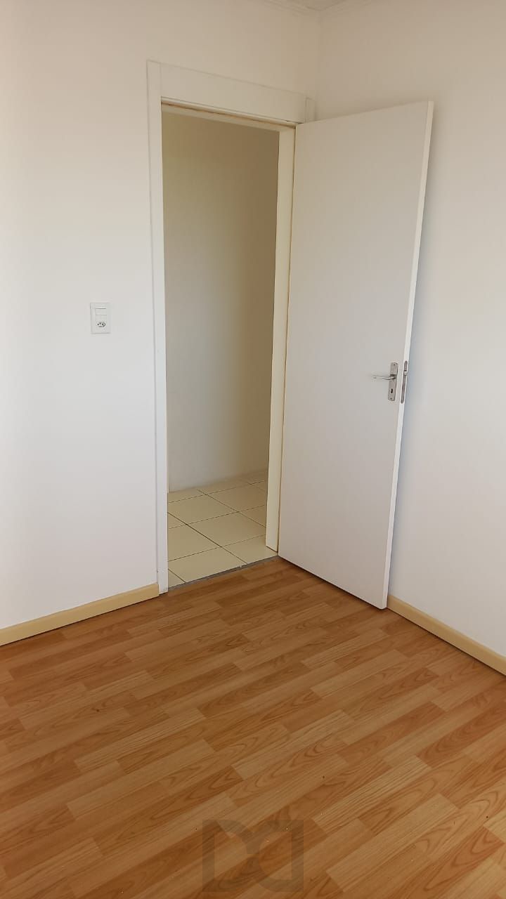 Apartamento de 2 quartos, 1 vaga de garagem no bairro Glória em Porto Alegre. — foto 28