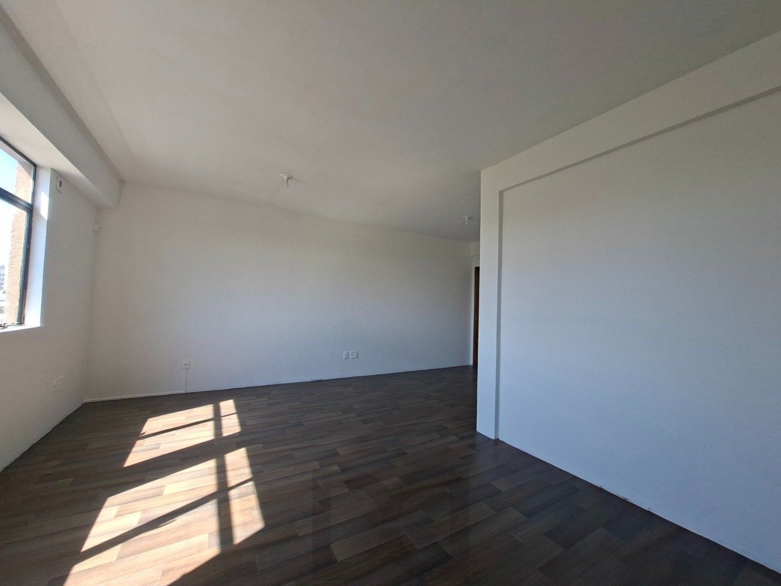 Sala / Conjunto Comercial na Avenida Assis Brasil, Jardim Lindóia. — foto 26