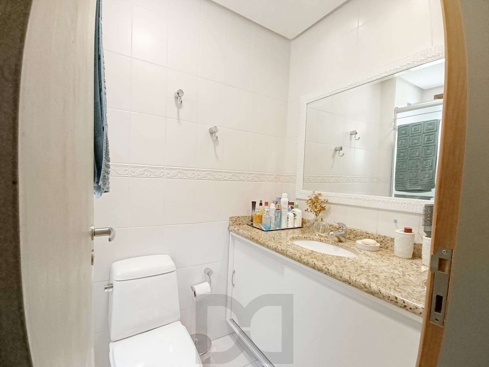 Apartamento semi mobiliado 3 quartos, elevador, 2 vagas no bairro São João. — foto 30