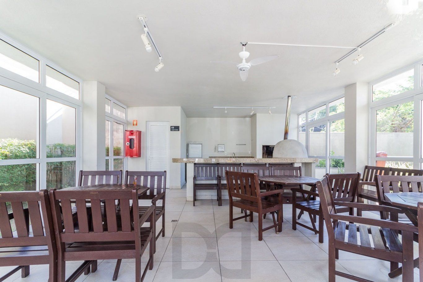 Apartamento 2 Dormitórios com Elevador e Vaga no São Geraldo — foto 42