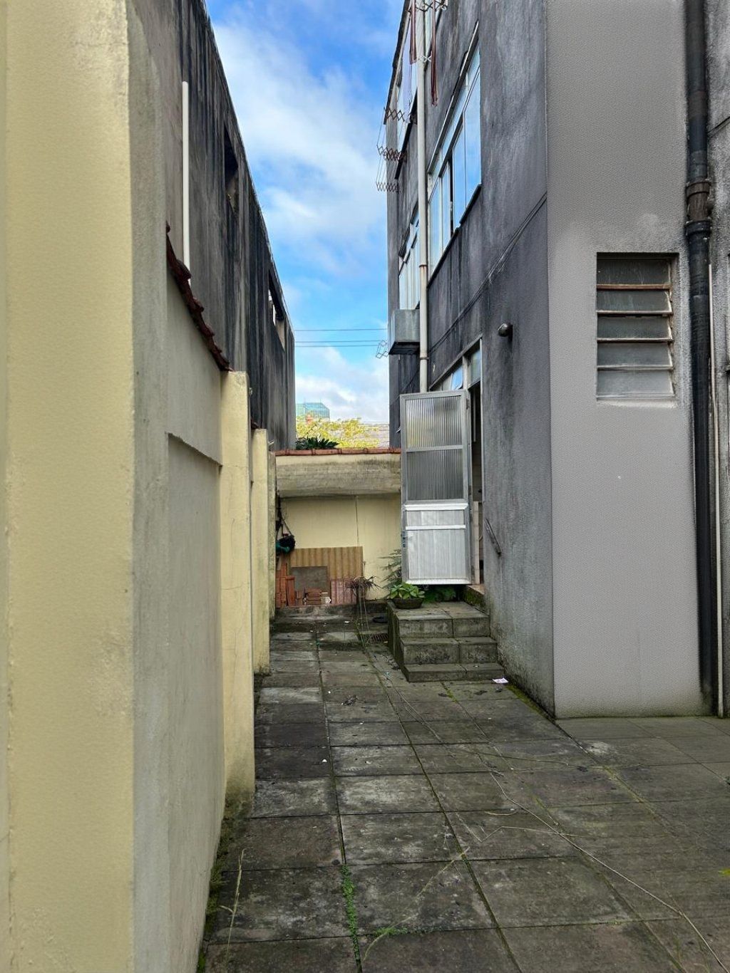 Apartamento térreo com 3 quartos no Bairro Cidade Baixa — foto 14
