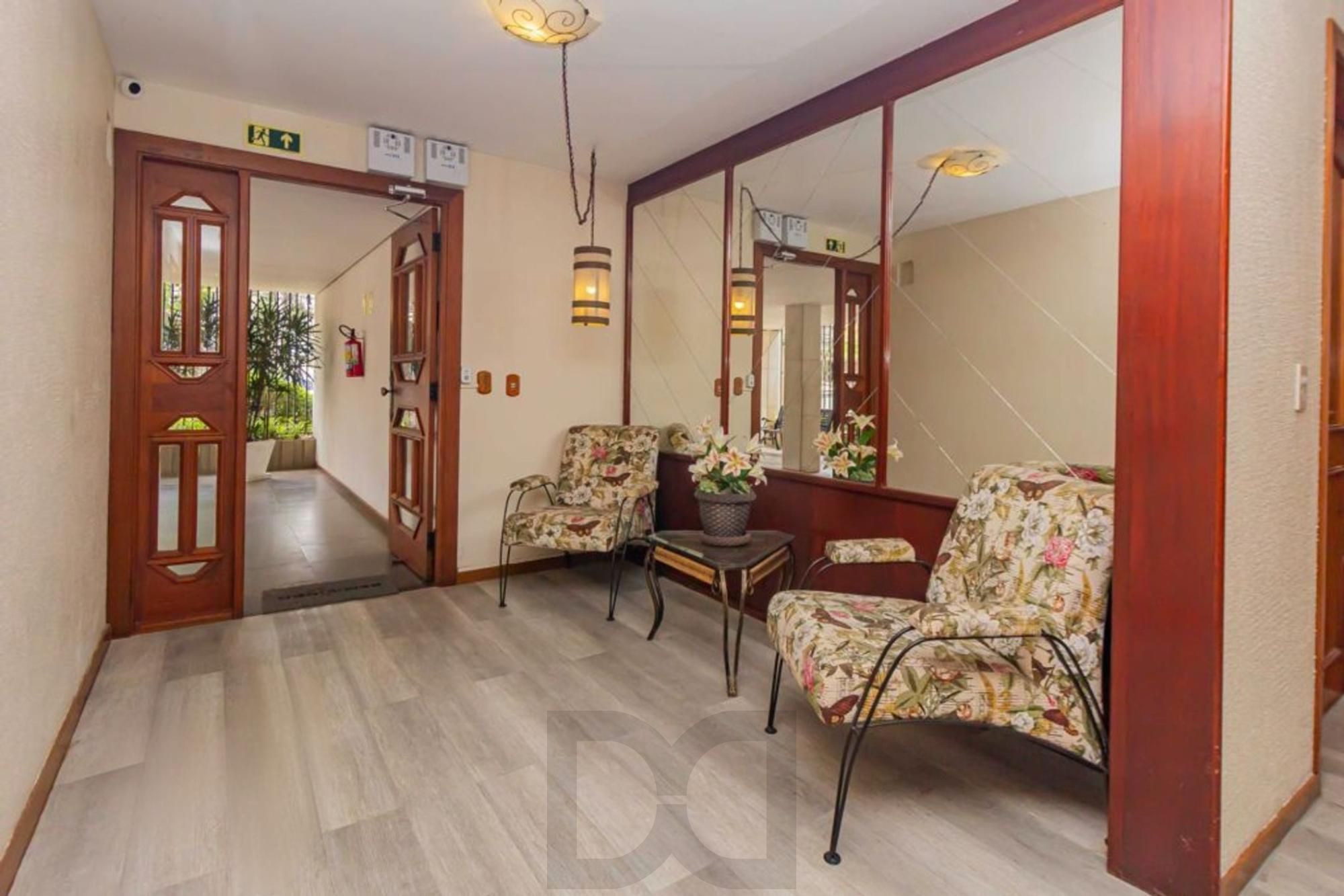 Apartamento 3 quartos, 1 suíte, 2 vagas no Petrópolis. — foto 25