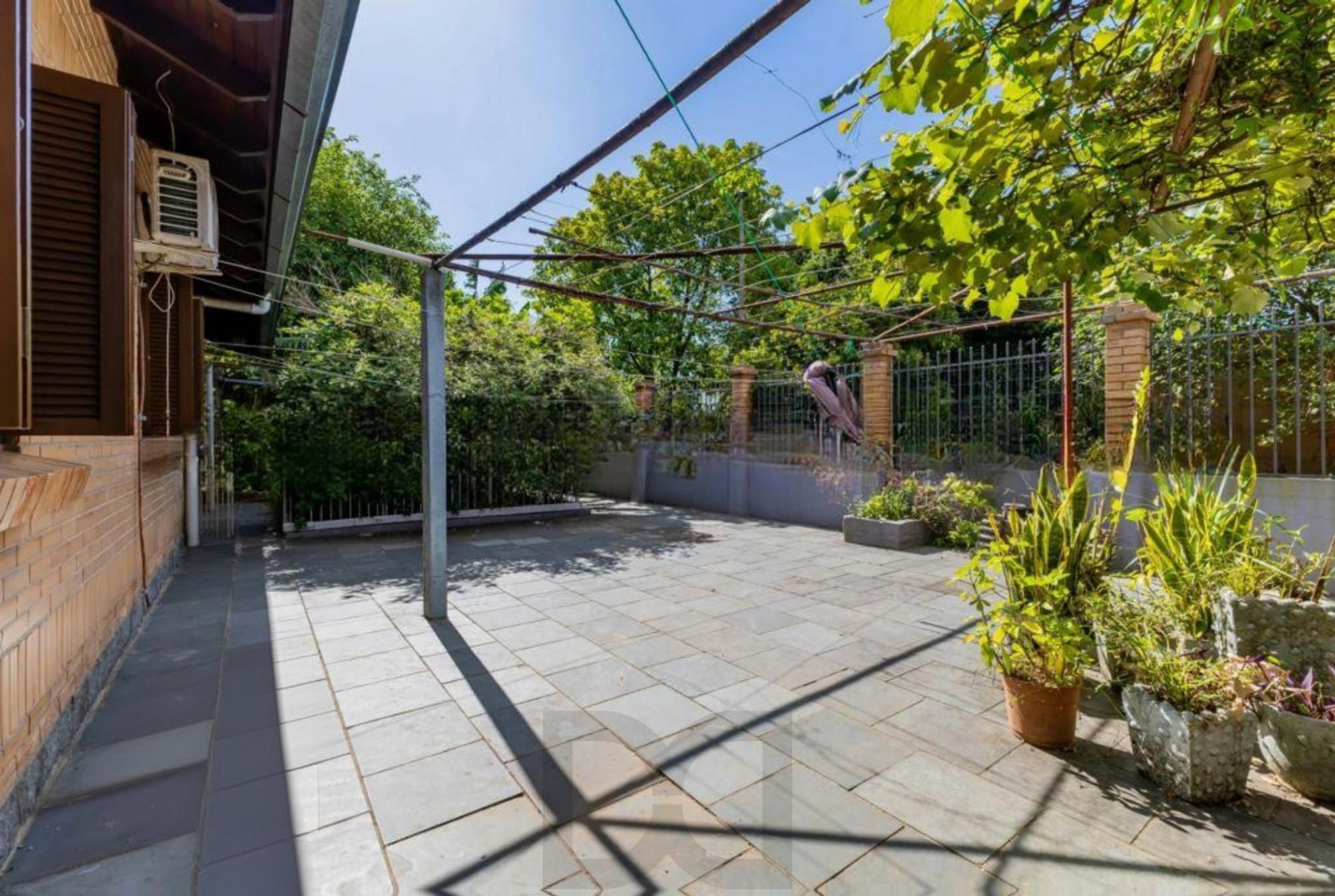 Casa com 1.640,00m², 3 dormitórios, 4 vagas à venda Rua Marista. — foto 41