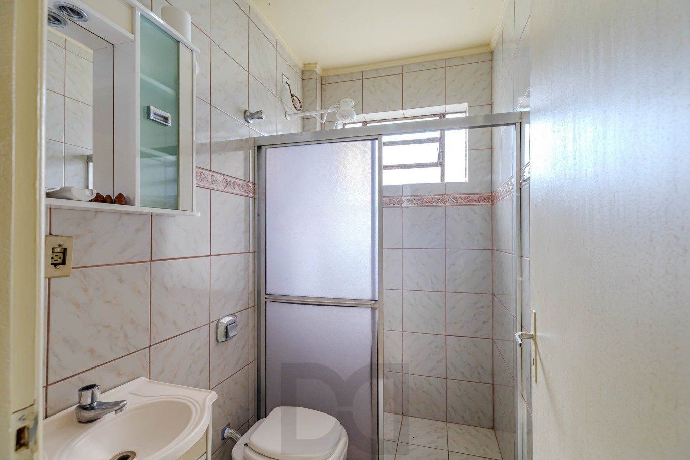 Apartamento de 1 quarto no Bairro Santana em Porto Alegre. — foto 14