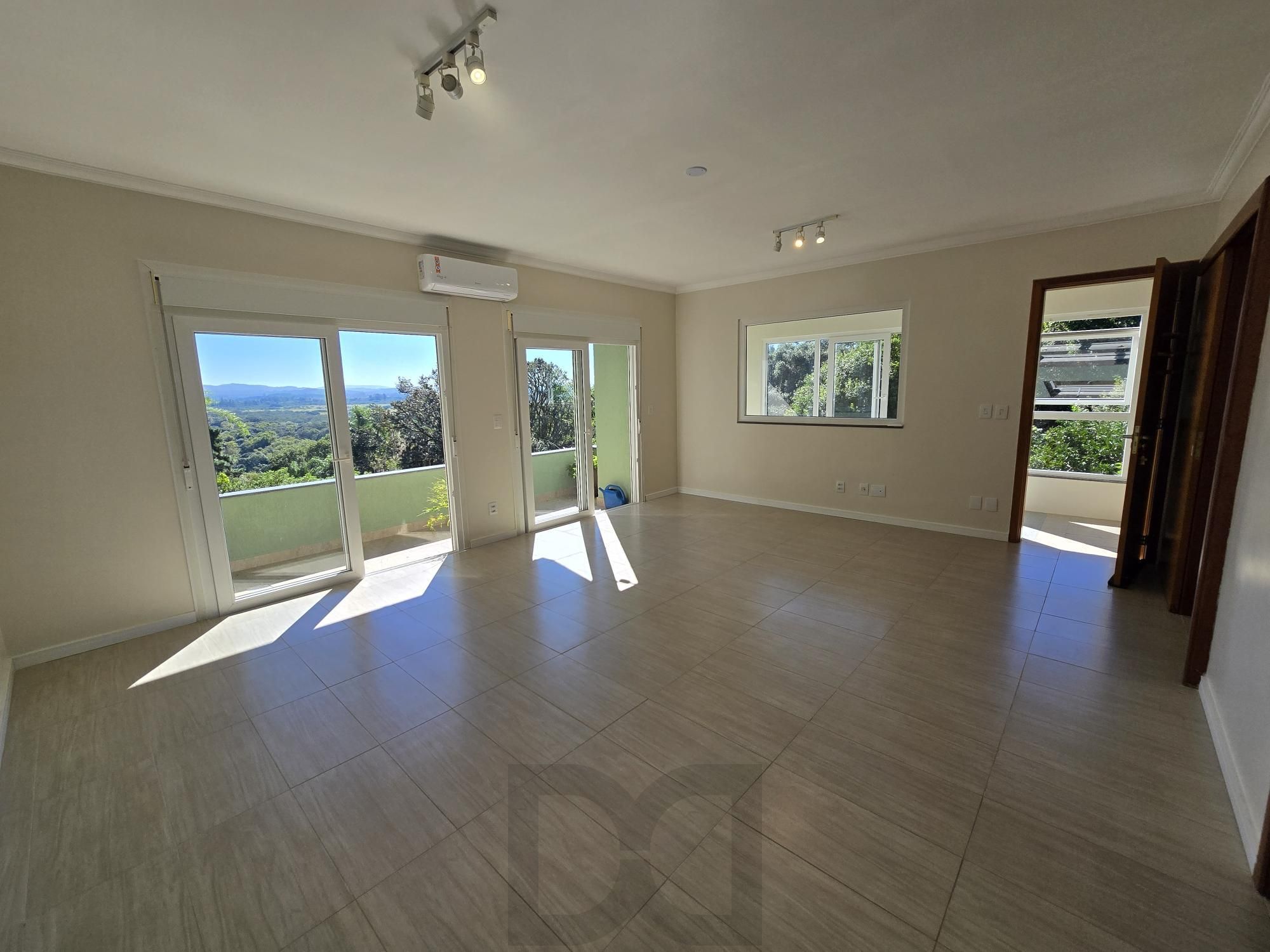 Casa 3 dormitórios, 1 suíte, 4 vagas 210 m² privativos no Belém Novo. — foto 42