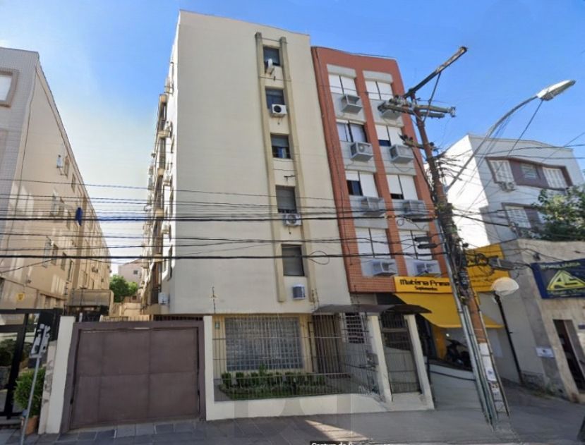 Apartamento com 2 quartos, 1 suíte e 1 vaga e elevador no Bairro Bom Fim. — foto 18