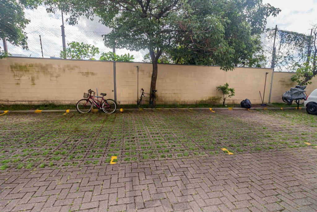 Apartamento 3 quartos, 1 vaga, elevador e piscina no bairro Cristal — foto 17