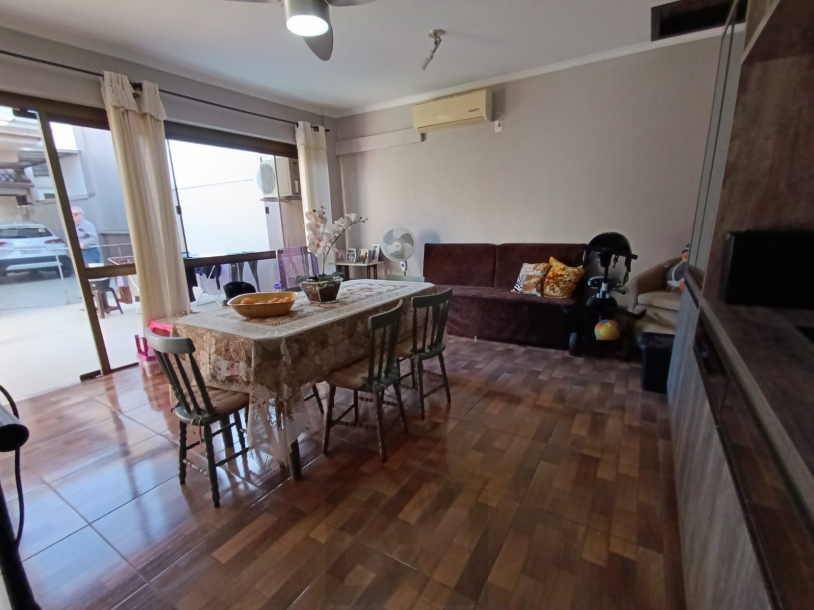 Casa de 3 quartos,suíte,churrasqueira, 3 vagas no bairro Sarandi — foto 36