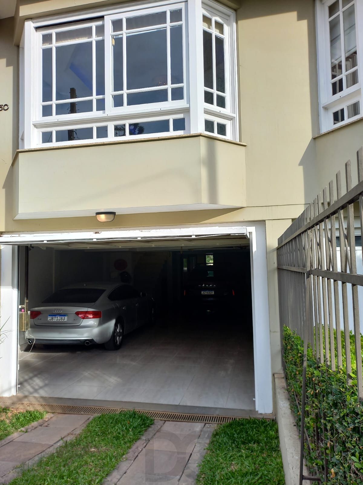 Casa com 4 dormitórios no Bairro Chácara das Pedras — foto 67