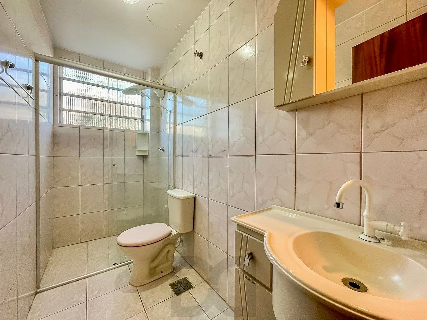 Apartamento no último andar com 1 dormitório 46m2 Bairro Cristal BarraShopping — foto 14