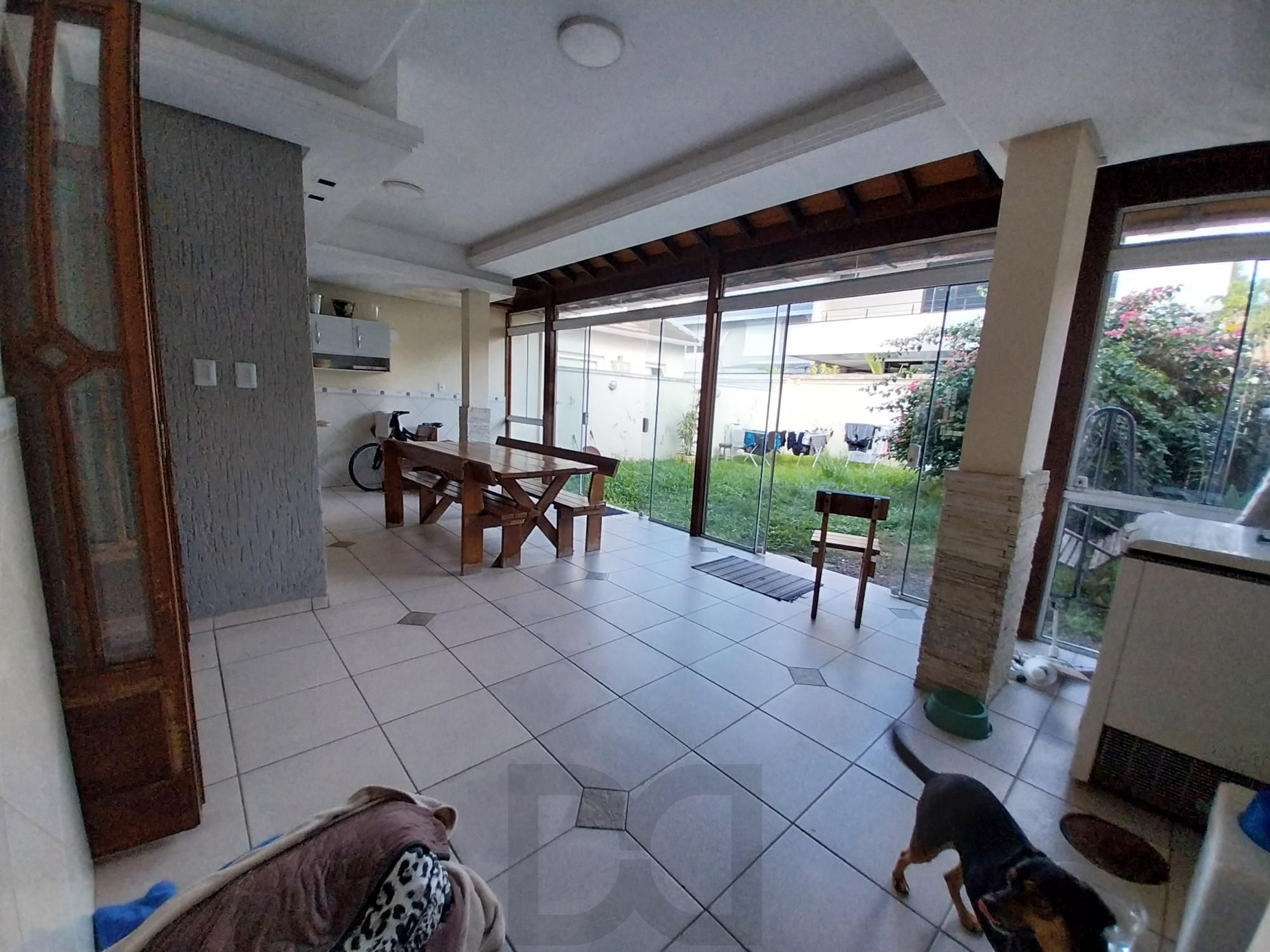 Casa em Condomínio com 4 quartos, 1 suíte e 300m² à venda em Ecoville. — foto 8