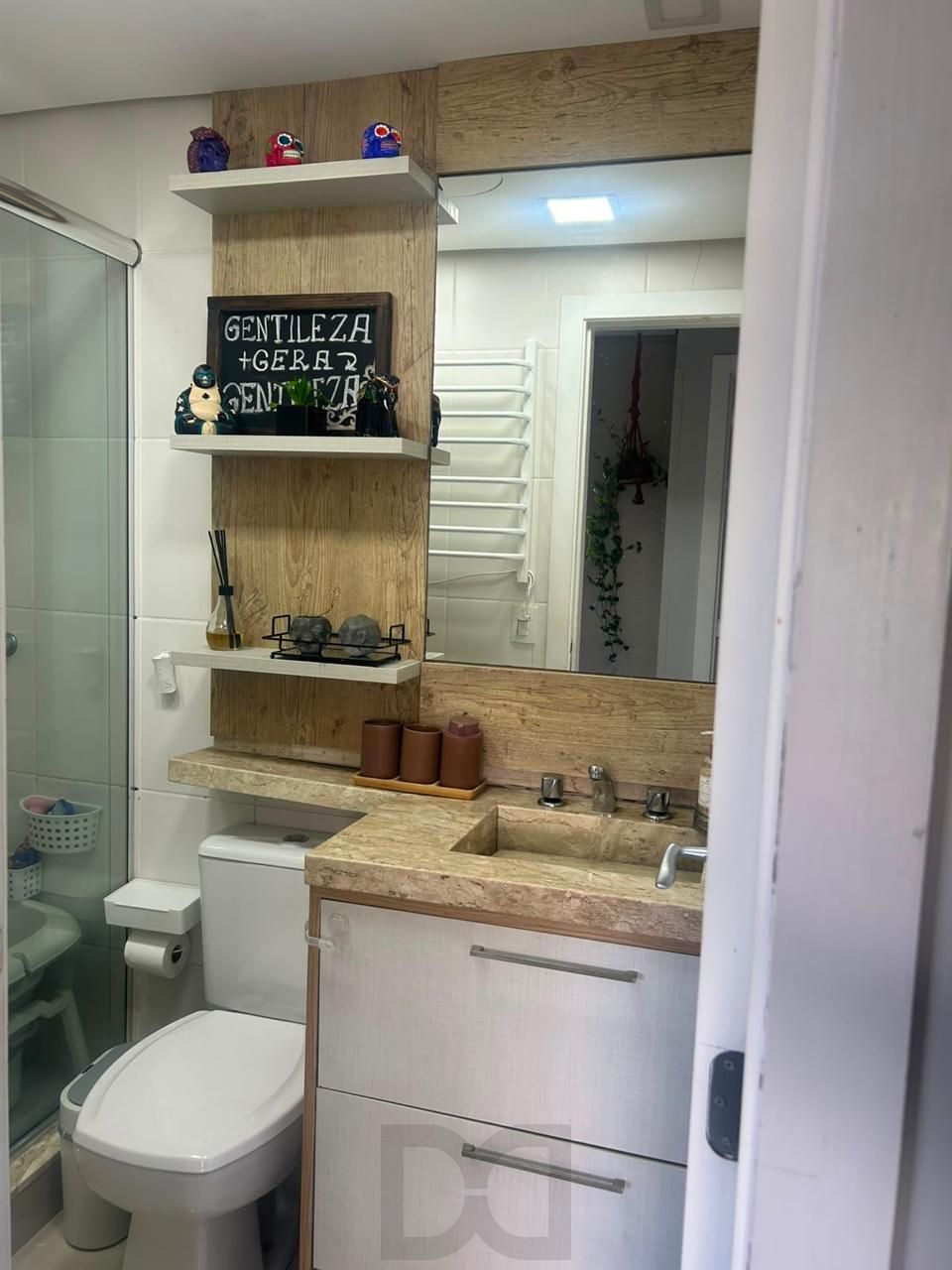 Apartamento com 3 quartos, 1 suíte, 2 vagas e elevador no bairro Petrópolis — foto 29