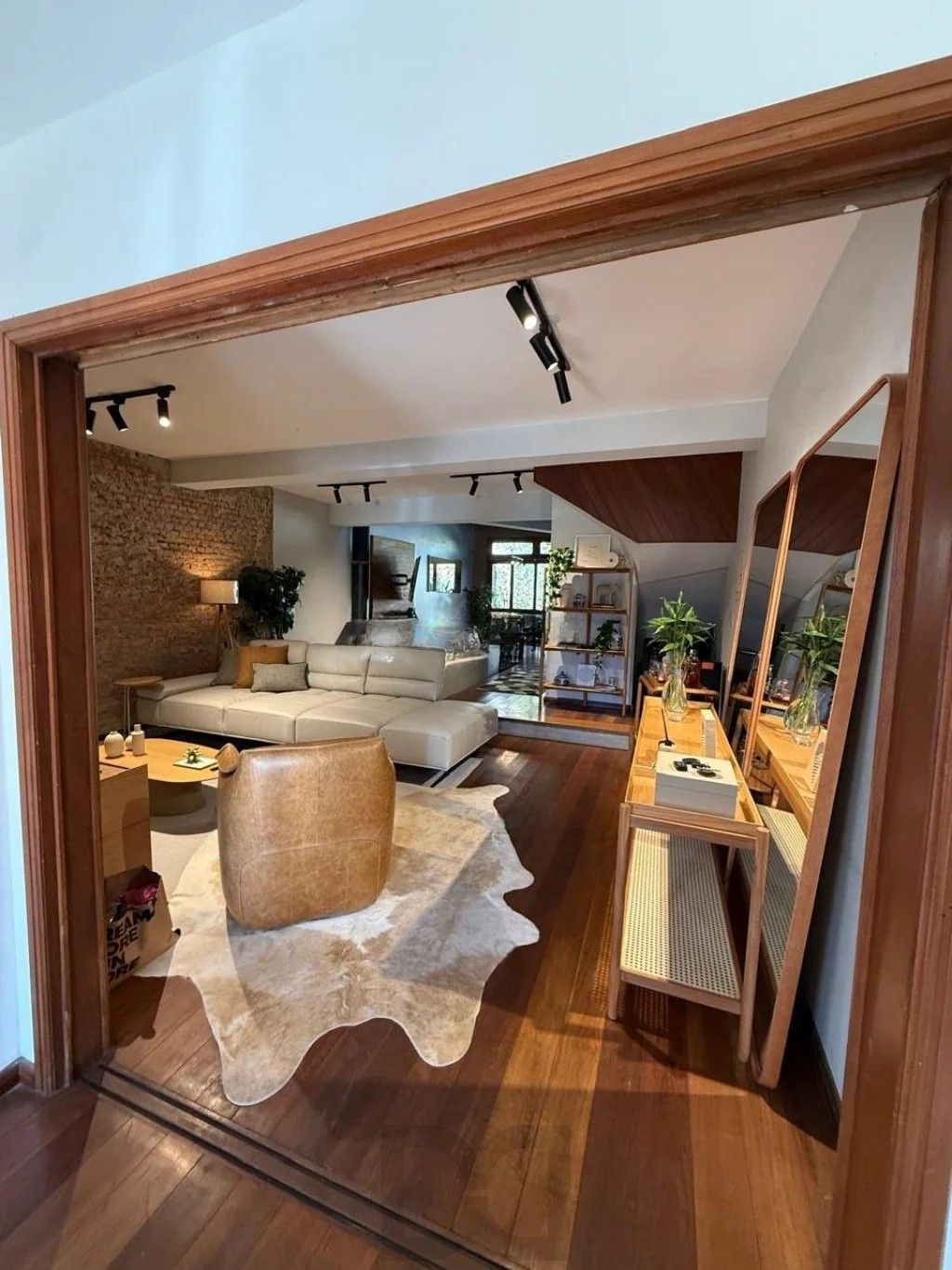 Casa de 3 dormitórios e 4 vagas de garagem no Bairro gloria em Porto Alegre. — foto 10