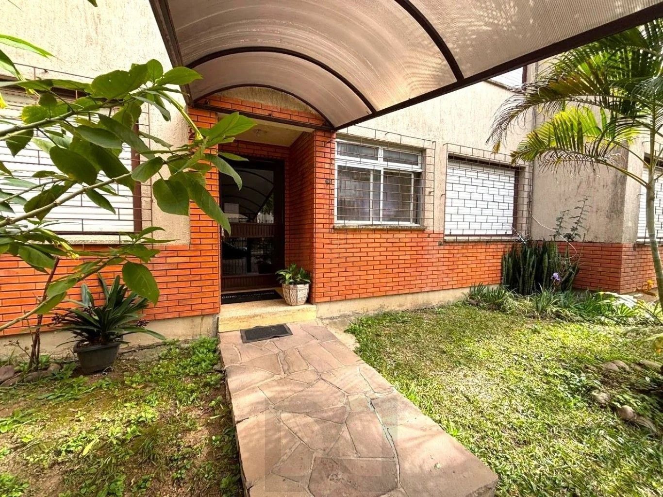 Apartamento com 1 quarto, mobiliado e sol da manha no bairro Morro Santana — foto 18