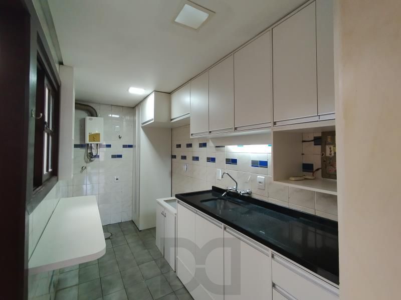 Apartamento 2 dormitórios, 1 vaga, churrasqueira e elevador no Cristo Redentor. — foto 13