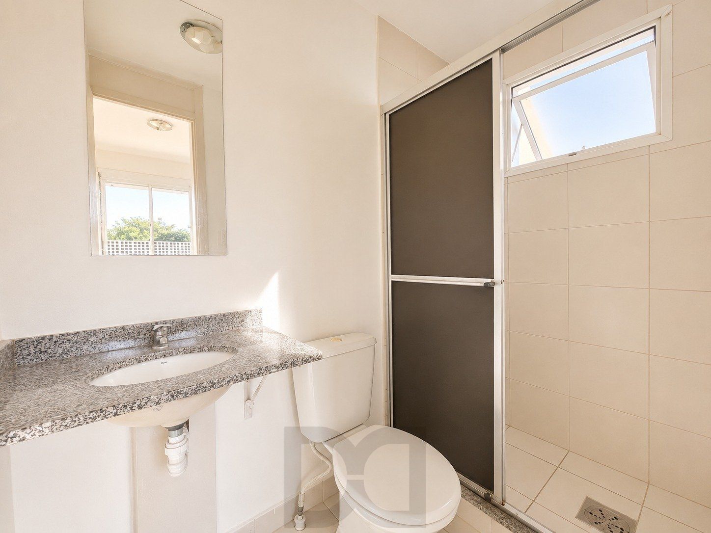 Apartamento Térreo com 3 quartos, vaga, piscina e elevador no bairro Humaitá. — foto 11