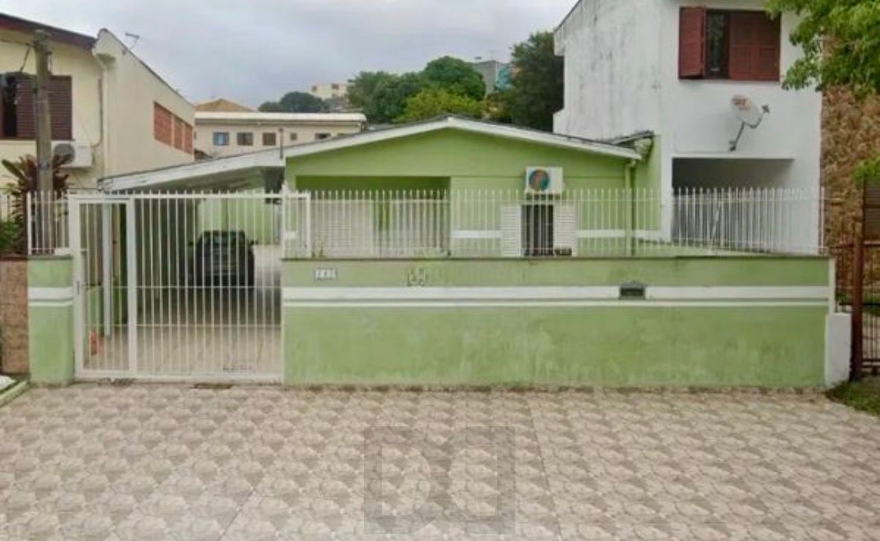 Casa com 3 dormitórios e edícula 1 d no Bairro Jardim Floresta — foto 12