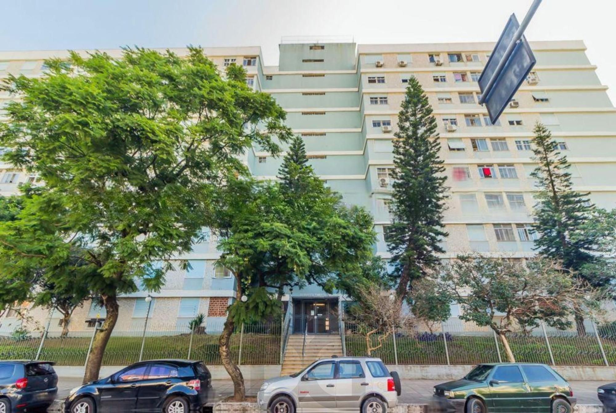 Apartamento 2 Dormitórios com Elevador à Venda na Azenha – Porto Alegre — foto 22