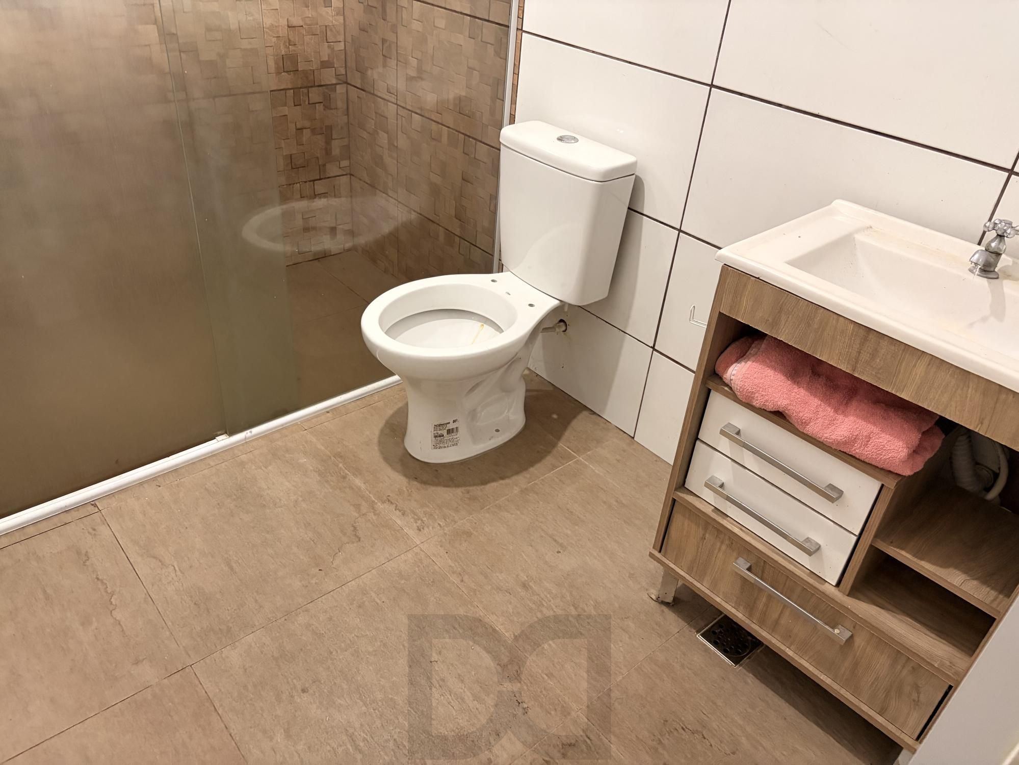 Apartamento térreo de 3 dormitórios com garagem coberta no Sarandi — foto 18