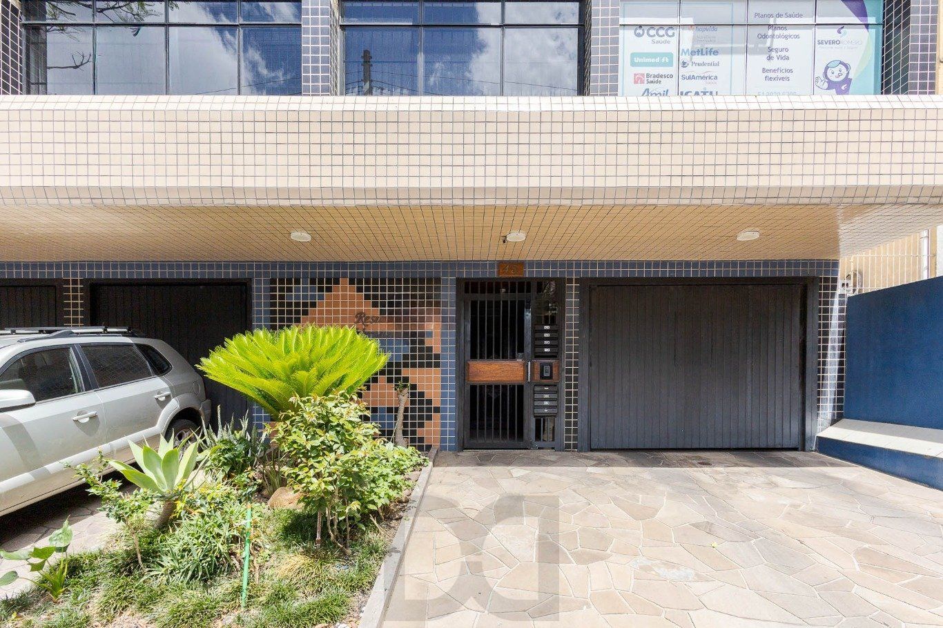 Cobertura com 4 quartos, 1 suíte e 2 vagas no bairro Passo da Areia. — foto 54
