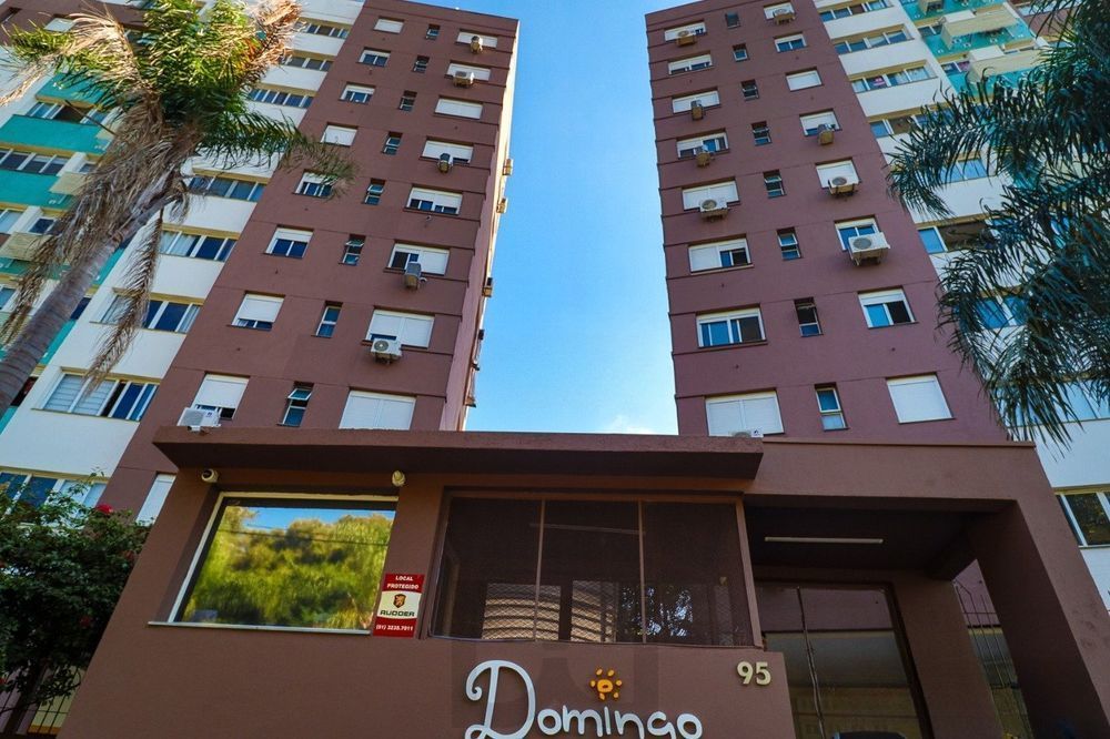 Apartamento de 3 quartos, suíte, elevador e 1 vaga no bairro Azenha — foto 38