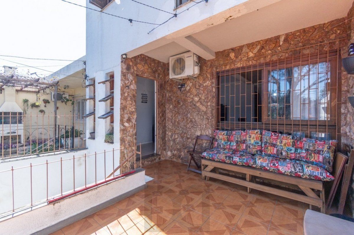 Casa com 2 quartos, 2 vaga, sacada e churrasqueira no bairro Costa e Silva — foto 30