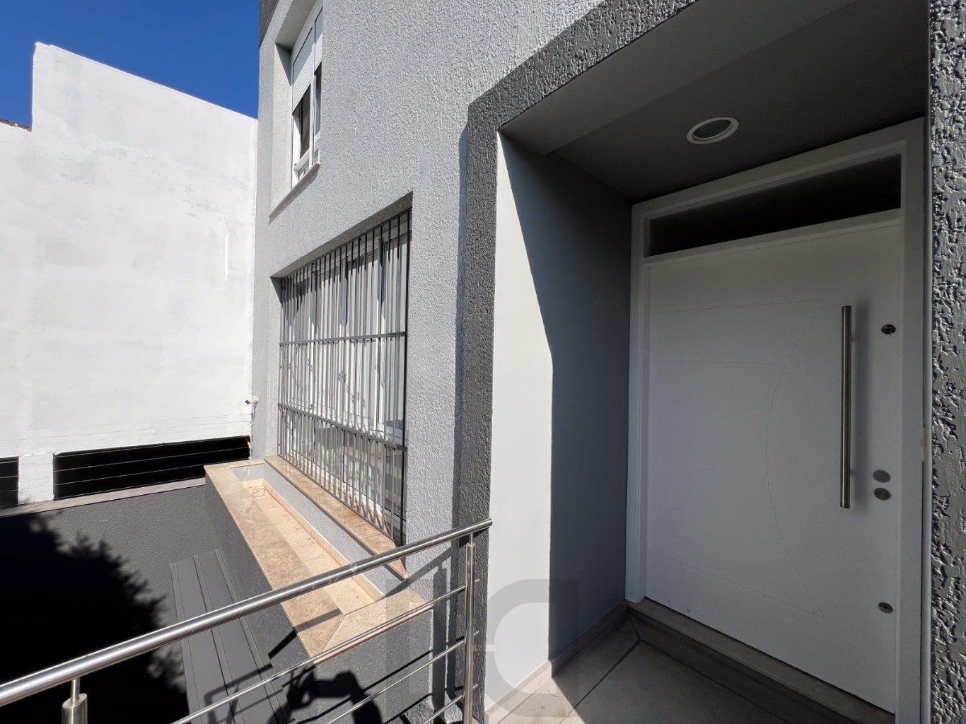 Casa semi mobiliada de 3 dormitórios e 4 vagas no bairro Cascata — foto 31