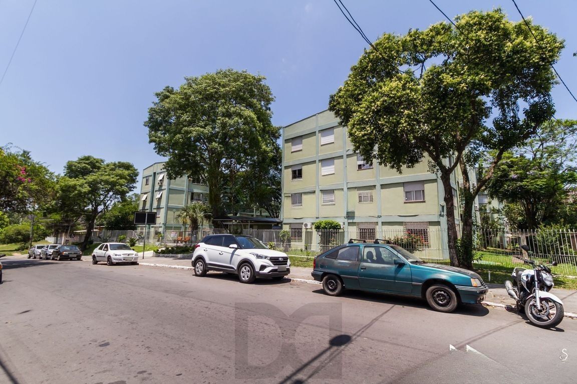 Apartamento de 2 dormitórios, semi mobiliado e 47m² no bairro Camaquã. — foto 35