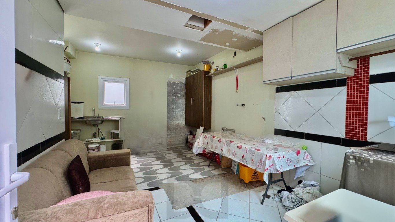 Casa com 4 Quartos, 3 suítes, 4 vagas e 600 m² privativos no Jardim Lindóia. — foto 17