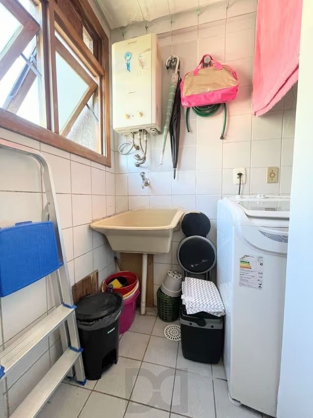 Apartamento de 2 dormitórios, elevador no bairro Petrópolis Porto alegre. — foto 15