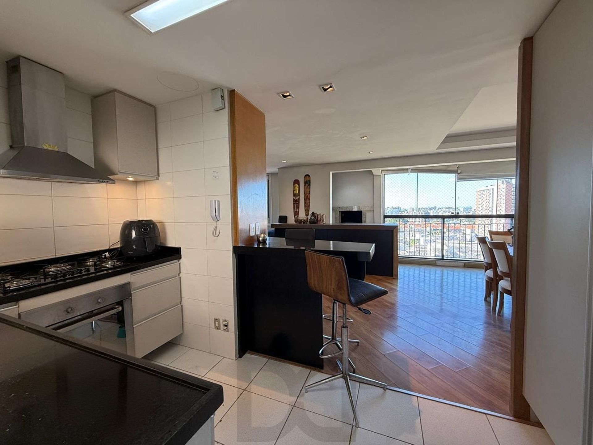 Apartamento de 2 dormitórios, 1 suíte, 2 vagas e 94m² no Jardim Europa. — foto 8