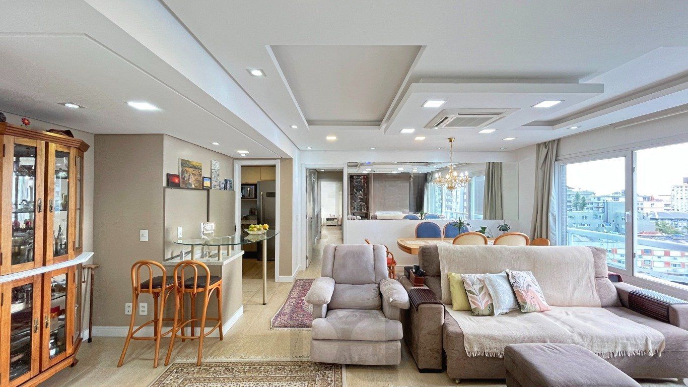Apartamento com 3 quartos, 3 suítes e 128m² à venda em Menino Deus. — foto 10