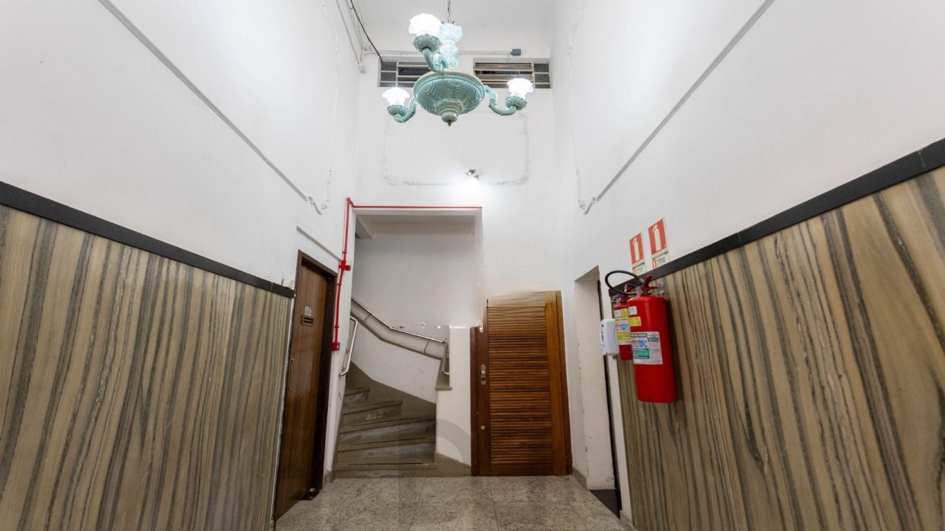 Apartamento de 3 dormitórios com 88 metros privativos e elevador no Centro — foto 18