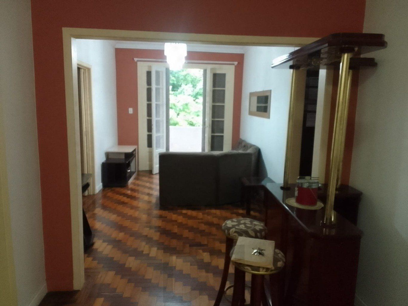 Apartamento de 2 dormitórios no Bairro petropolis em Porto Alegre. — foto 23