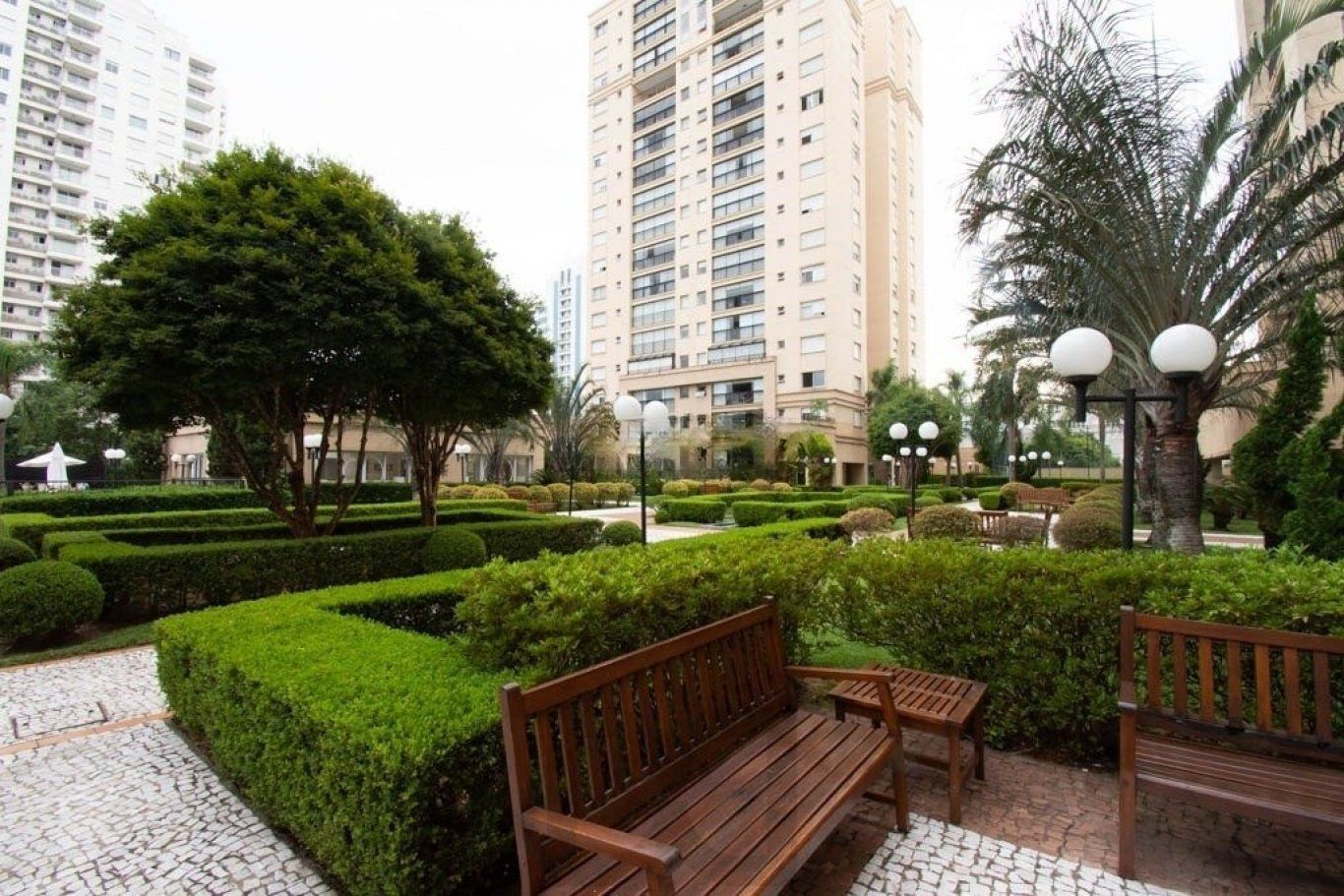 Apartamento de 2 dormitórios, 1 suíte, 2 vagas e 94m² no Jardim Europa. — foto 49