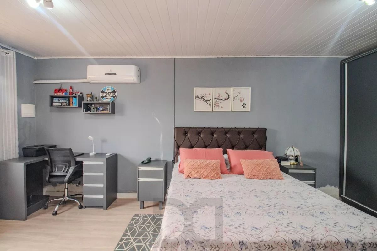 Casa com 1 quarto, churrasqueira e 4 vagas no bairro Sarandi — foto 12