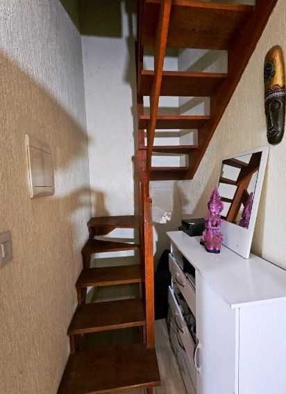 Casa em condomínio de 2 quartos, 2 suítes e 2 vagas no bairro Alto Petrópolis. — foto 22