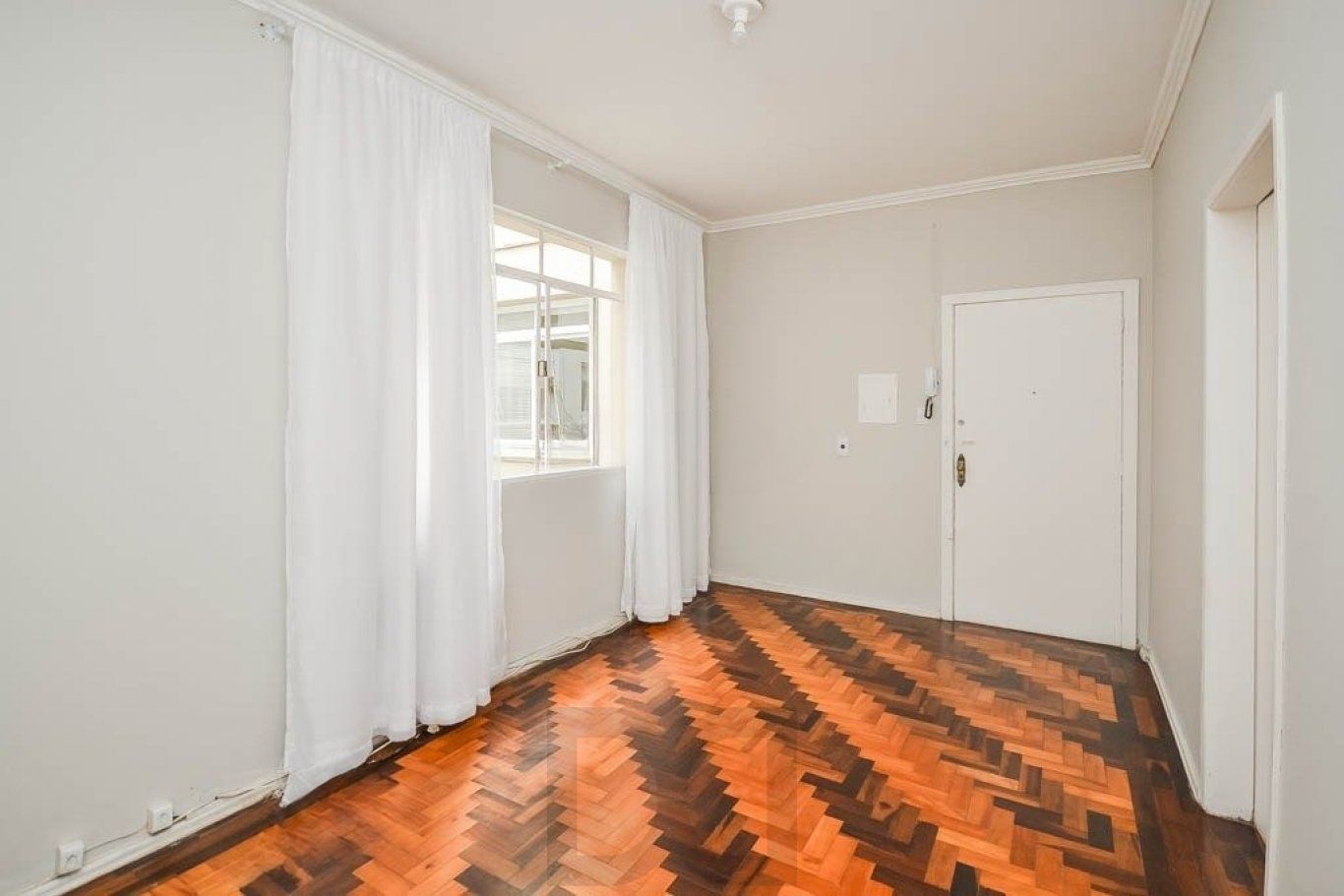 Apartamento à venda com 2 dormitórios 69 m² no Bairro Menino Deus — foto 3