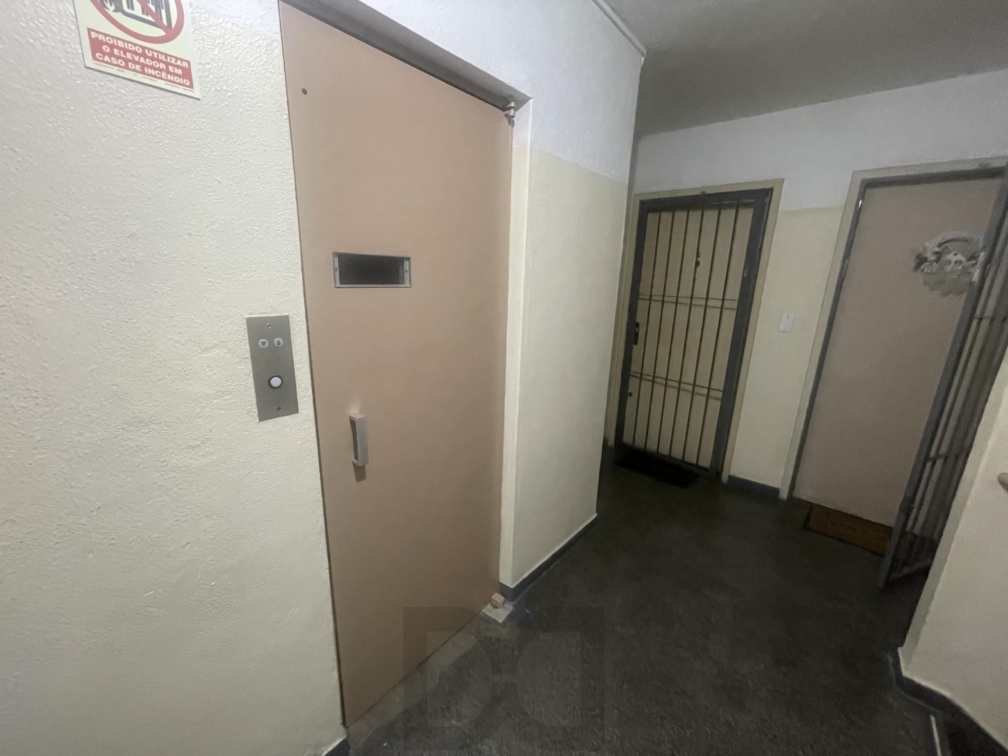 Apartamento com 2 quartos com closet à venda 1 vaga de garagem Elevador Sarandi — foto 16