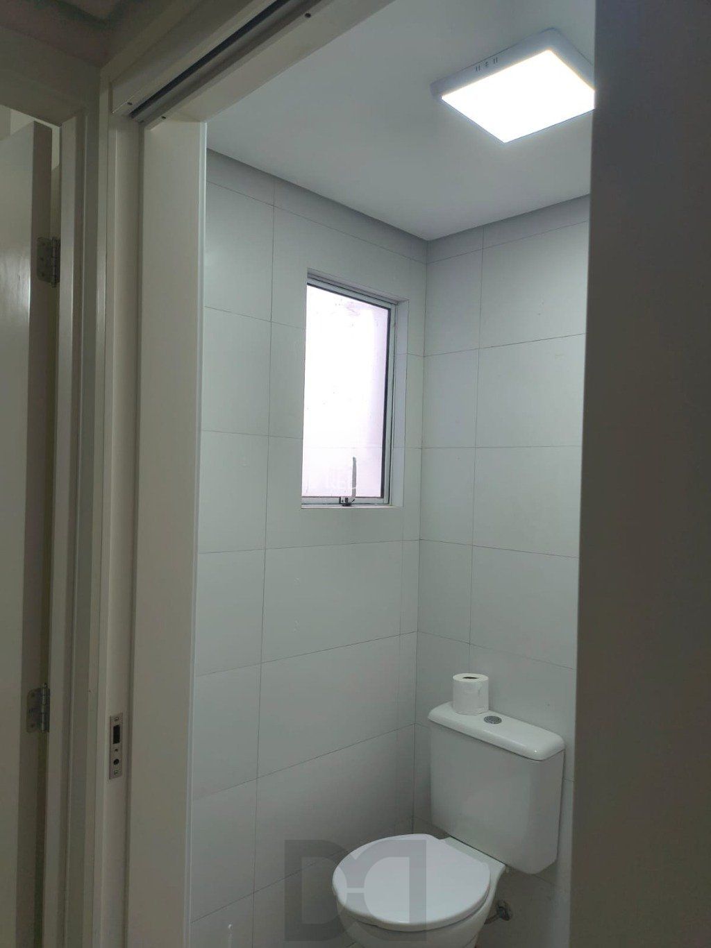 Apartamento de 2 quartos, elevador e 1 vaga no bairro Jardim Leopoldina. — foto 12