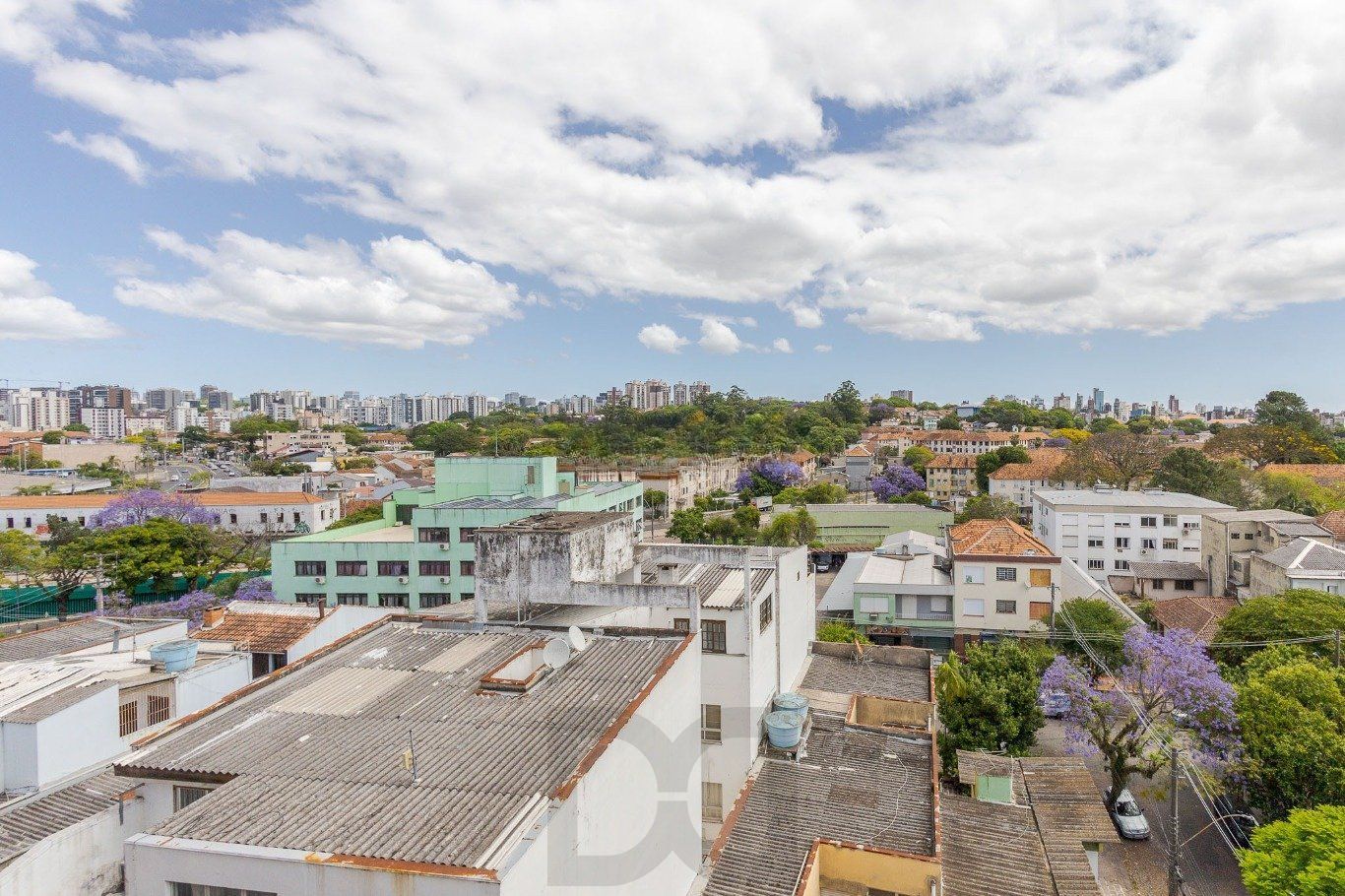 Cobertura com 4 quartos, 1 suíte e 2 vagas no bairro Passo da Areia. — foto 10
