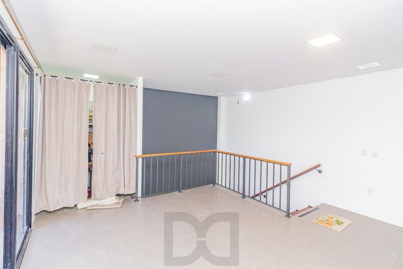 Prédio Comercial á venda com 2 salas e terraço no bairro Menino Deus — foto 6