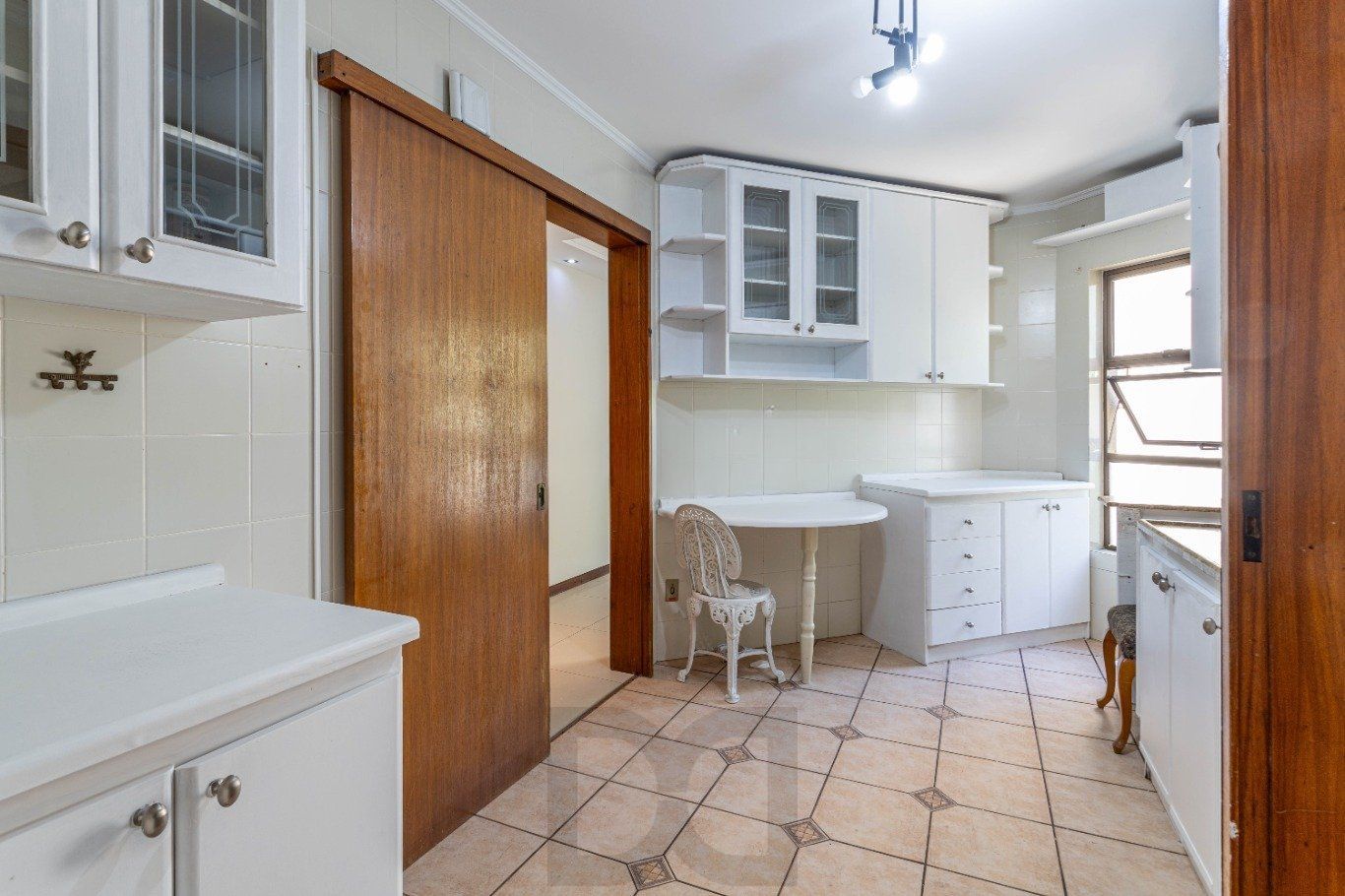 Apartamento com 2 dormitórios (1 suíte) e 1 vaga no Bairro Bela Vista — foto 12
