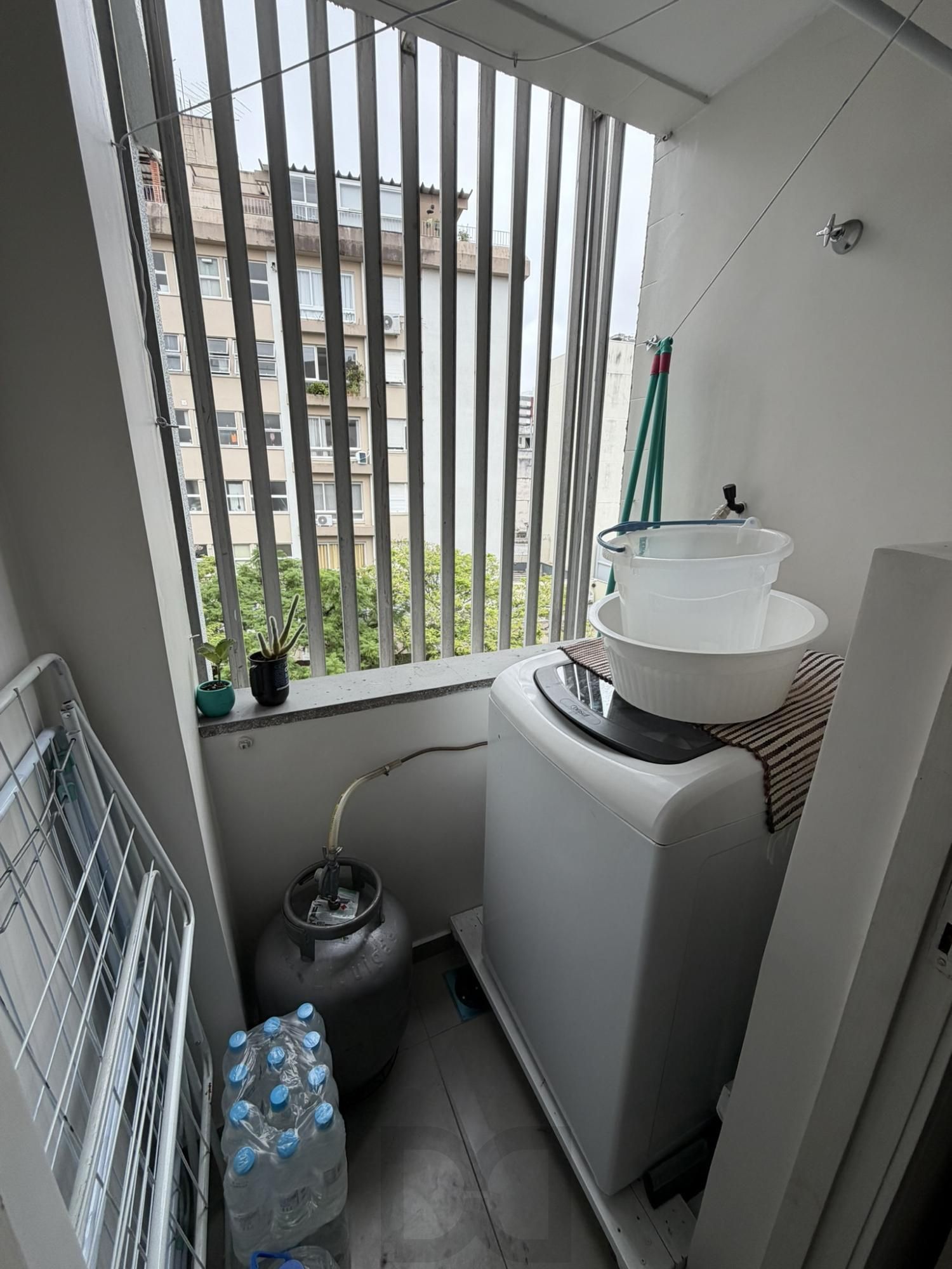 Apartamento 1 dormitório na rua Irmão José Otão, Independência — foto 23