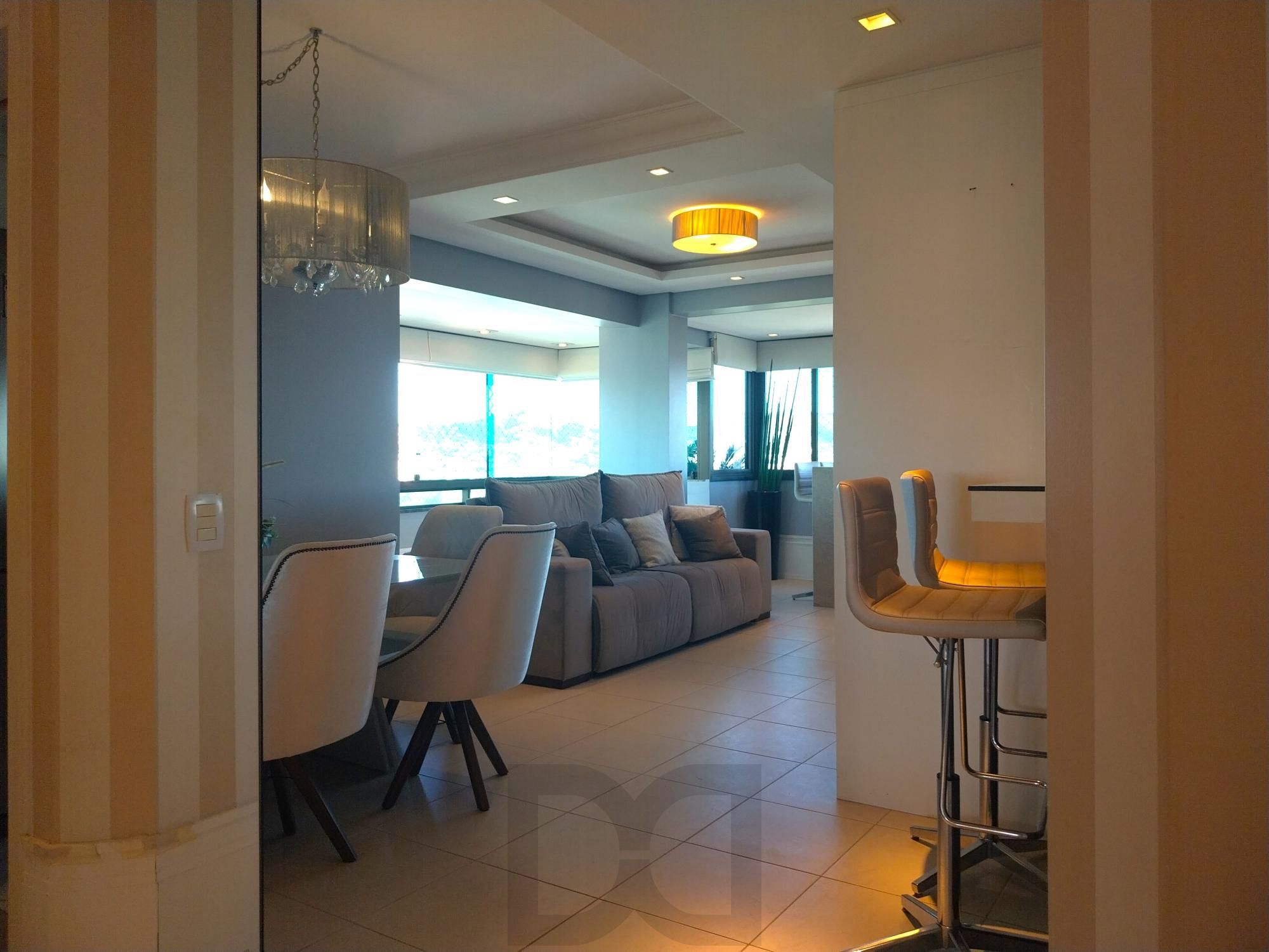 Apartamento de 97m², 2 dormitórios,1suíte, 3 vagas de garagem no Jardim Botânico — foto 24
