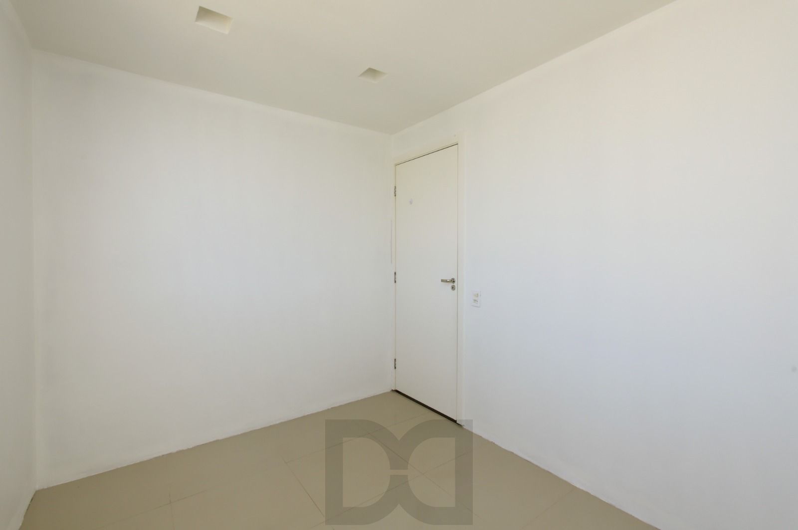 Apartamento 2 Dormitórios com 1 Vaga no Sarandi — foto 4