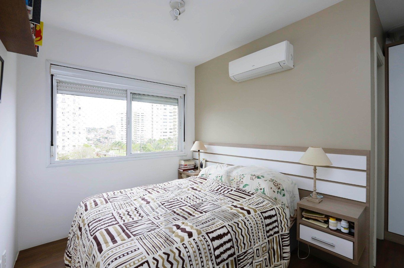 Apartamento 2 Dormitórios com Elevador e 2 Vagas à Venda no Jardim Carvalho — foto 7