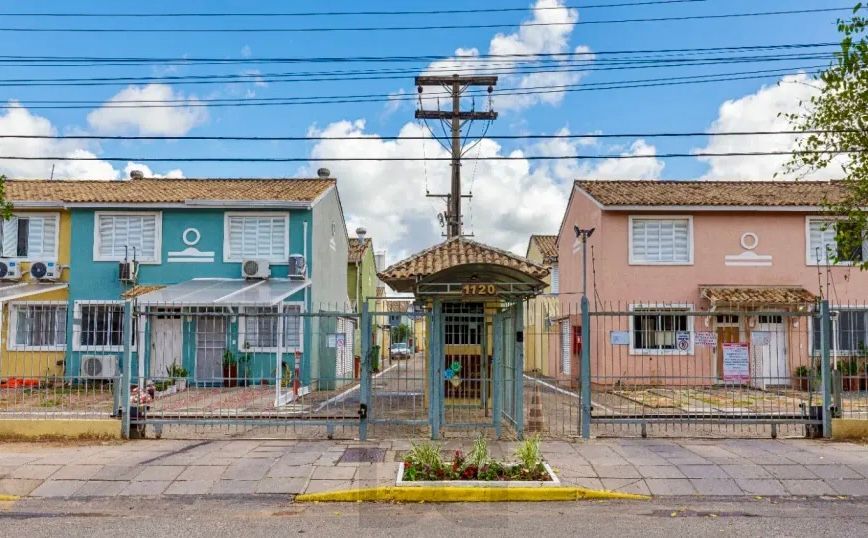 Casa com 2 Quartos e 1 banheiro à Venda, 91 m² Sarandi por R$ 250mil — foto 22